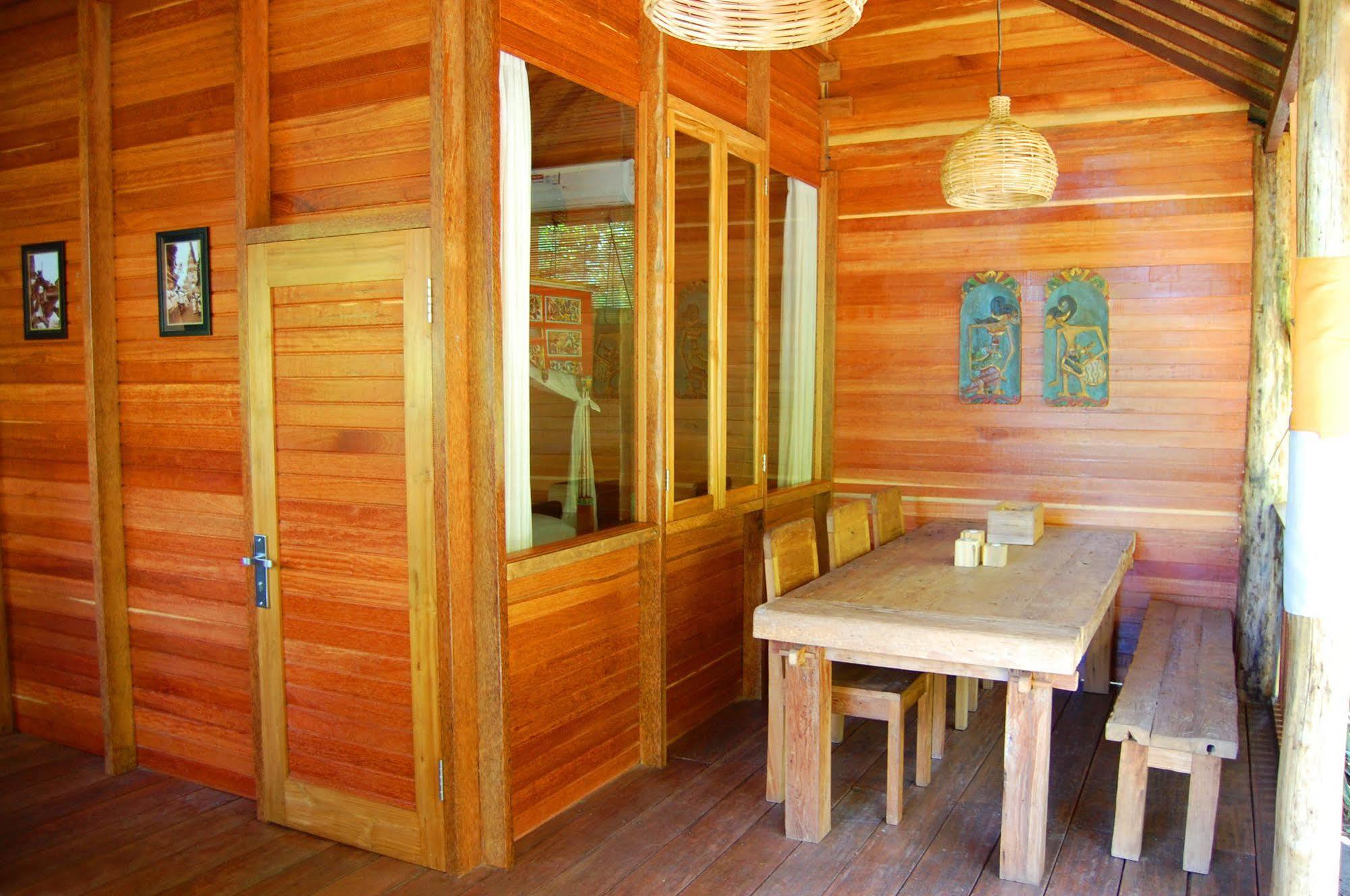 Indo Rumah Zengarden Buleleng Exterior foto