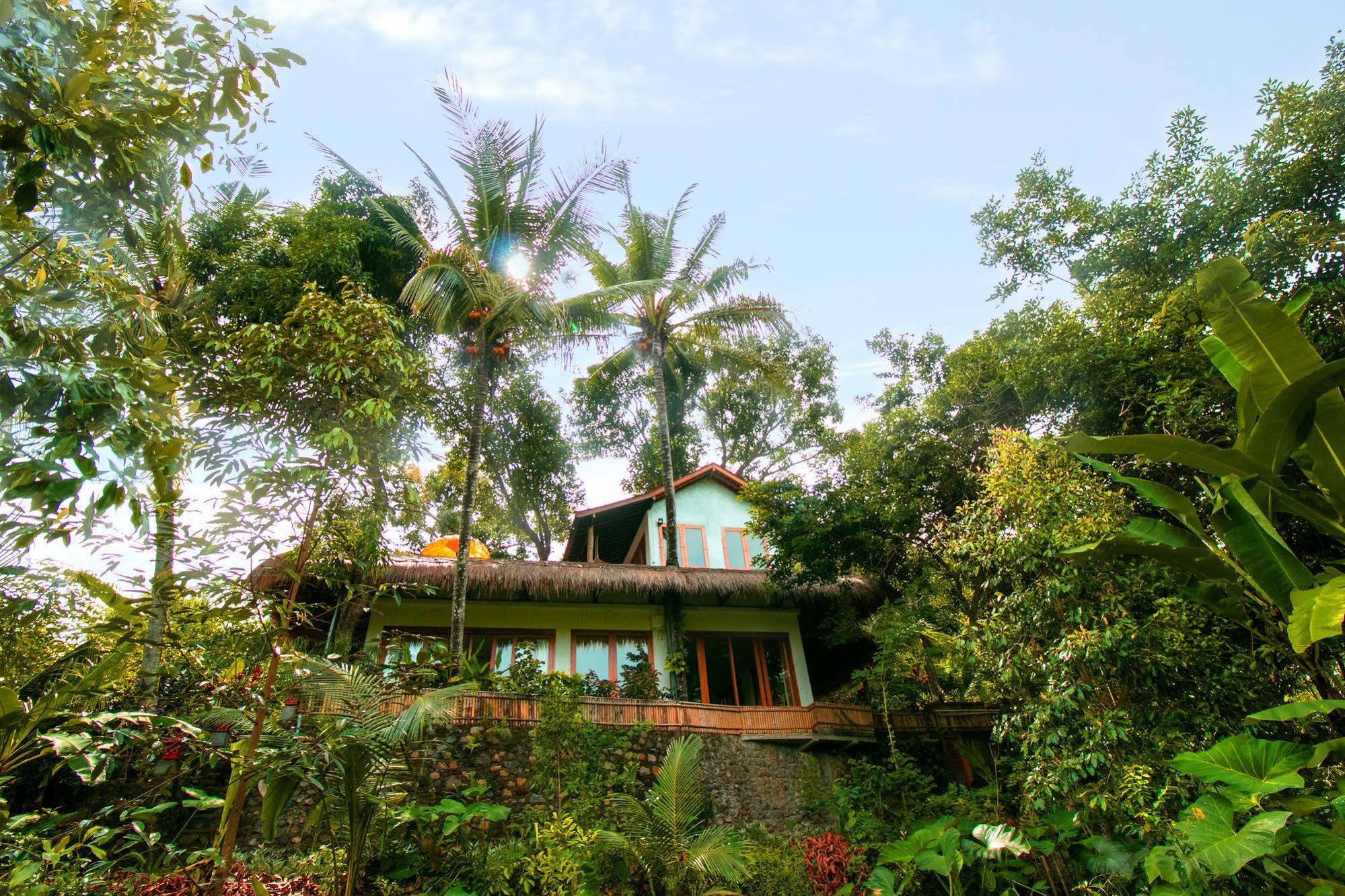 Indo Rumah Zengarden Buleleng Exterior foto