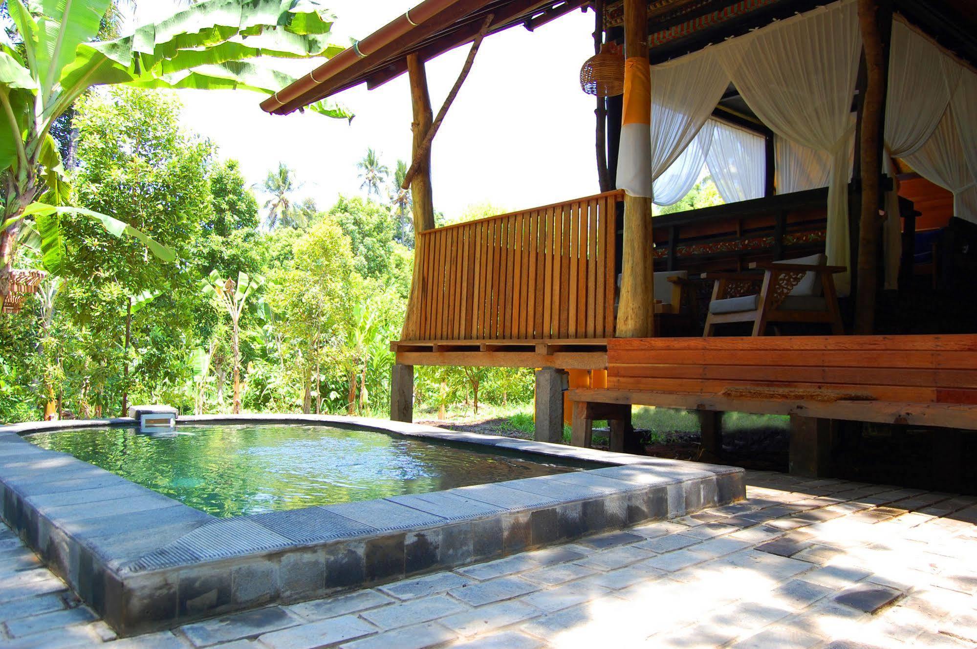 Indo Rumah Zengarden Buleleng Exterior foto